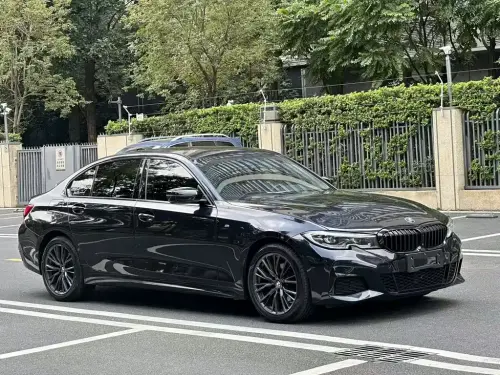 BMW 3-Series, 2020