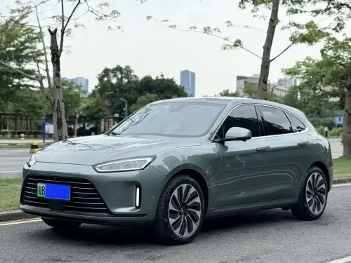 AITO M5, 2022