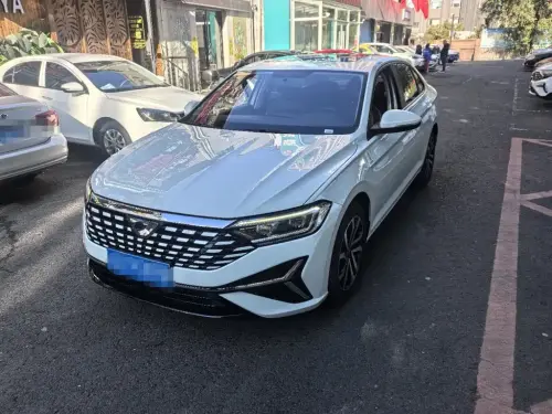 Jetta VA7, 2025