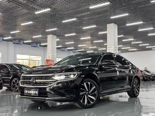 Volkswagen Passat, 2025