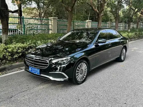 Mercedes-Benz E-Class, 2022