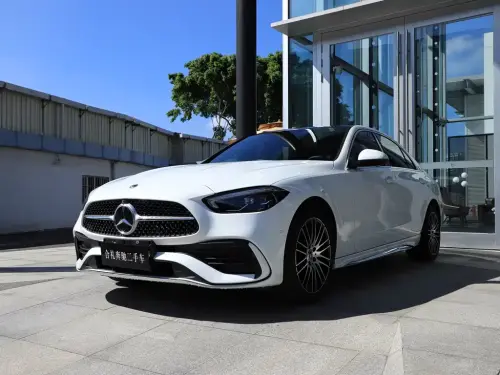 Mercedes-Benz C-Class, 2025