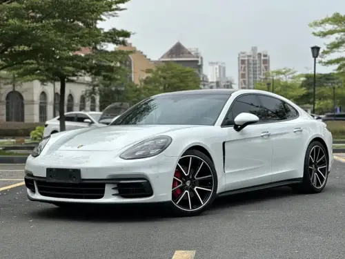 Porsche Panamera, 2020
