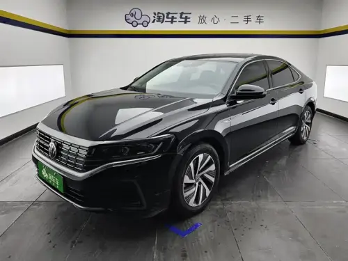 Volkswagen Passat, 2022
