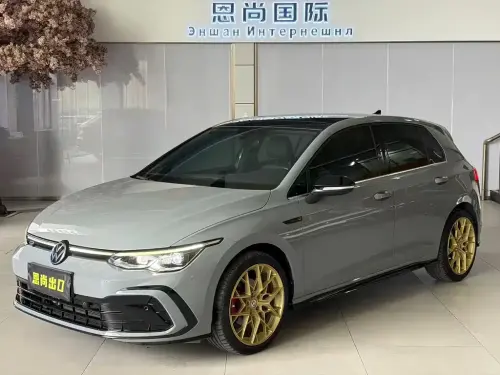 Volkswagen Golf, 2023