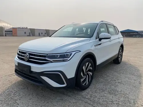 Volkswagen Tiguan, 2022