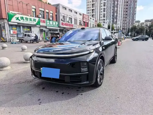 Li Auto L7, 2025