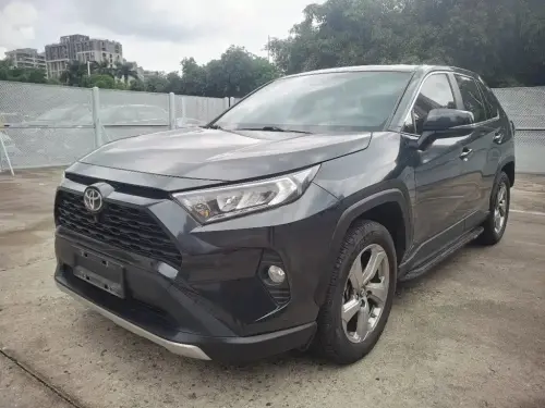 Toyota RAV4, 2023