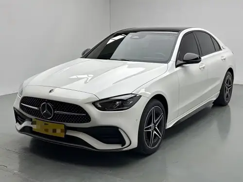Mercedes-Benz C-Class, 2024
