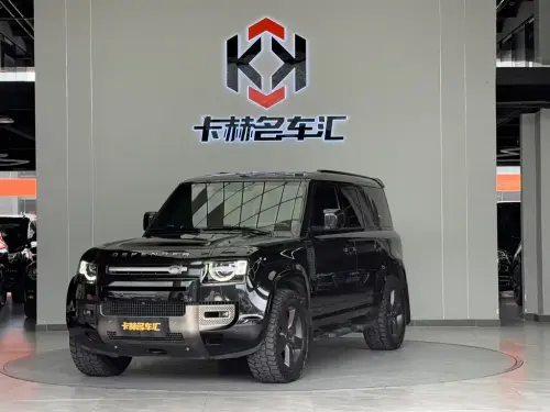 Land Rover Defender, 2022