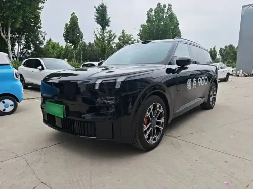 Lynk & Co 900, 2025