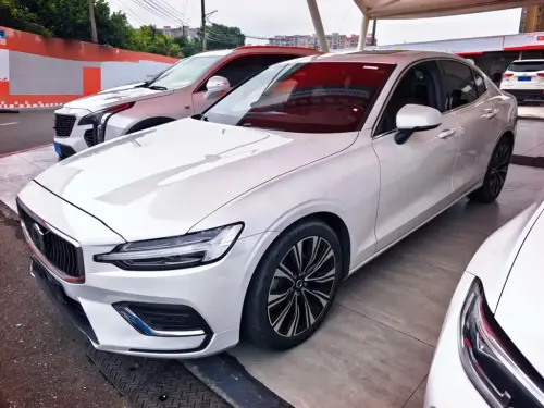 Volvo S60, 2024