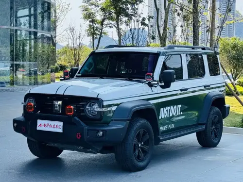 Tank 300, 2025