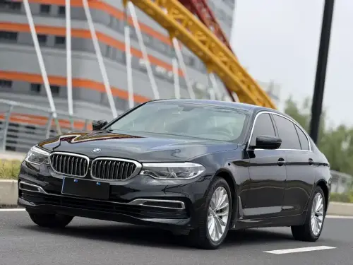 BMW 5-Series, 2020