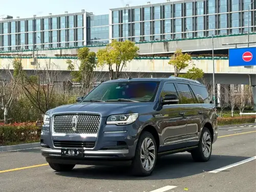 Lincoln Navigator, 2024
