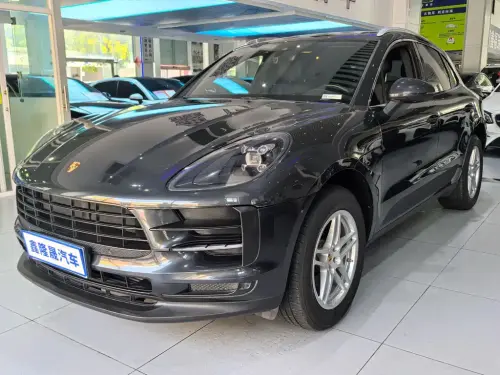 Porsche Macan, 2020