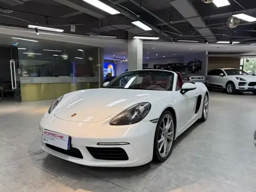 Porsche 718, 2022