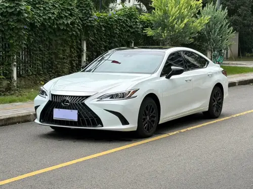 Lexus ES, 2024