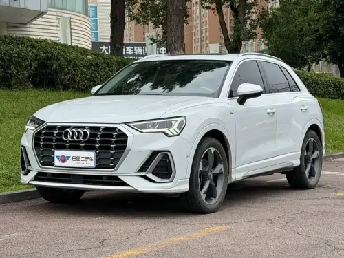 Audi Q3, 2021
