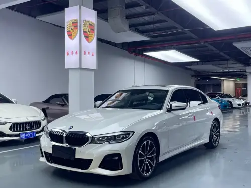BMW 3-Series, 2020