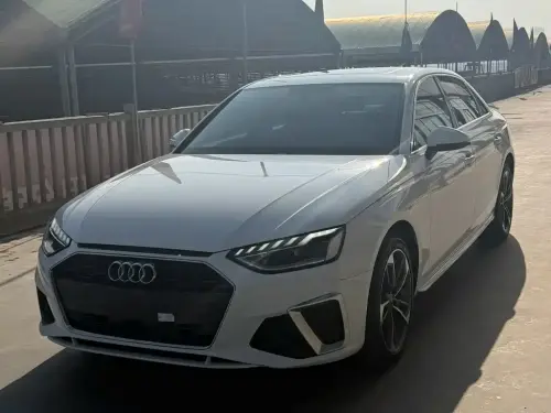 Audi A4, 2022