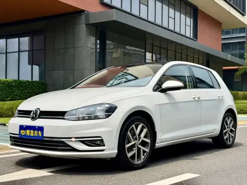 Volkswagen Golf, 2020