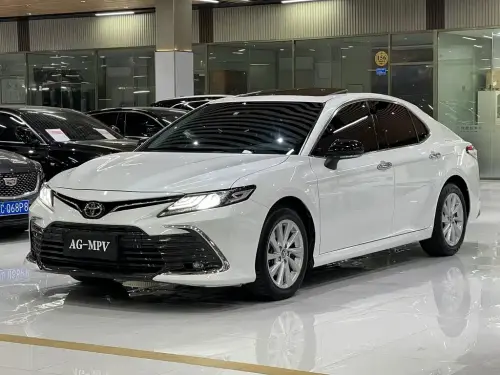 Toyota Camry, 2022