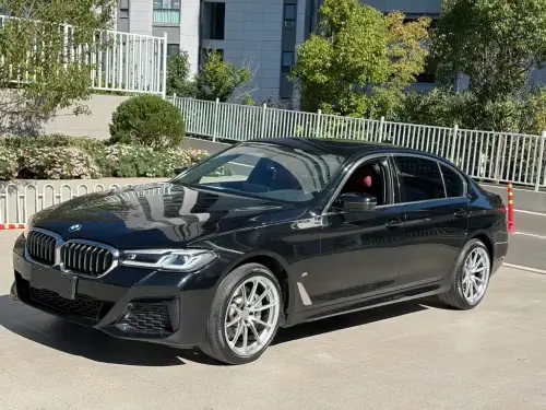 BMW 5-Series, 2023