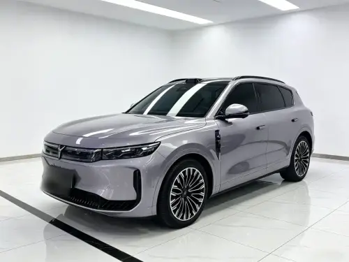 Voyah FREE, 2025