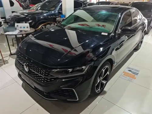 Volkswagen Passat, 2024