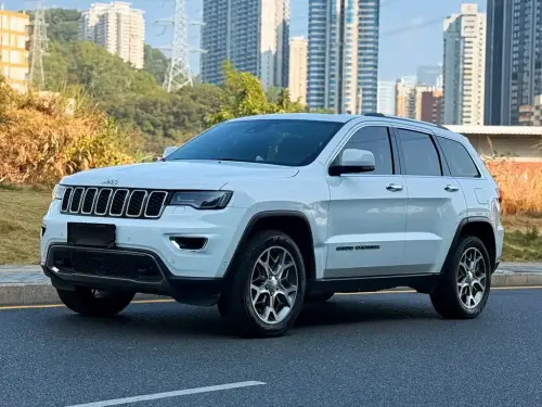 Jeep Grand Cherokee, 2023
