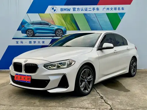 BMW 1-Series, 2022
