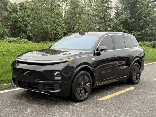 Li Auto L8, 2025