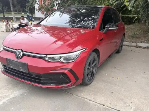 Volkswagen Golf, 2022
