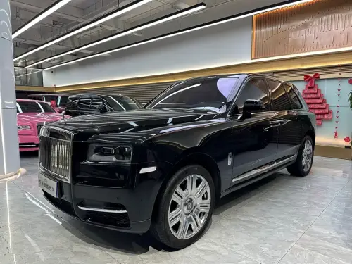 Rolls-Royce Cullinan, 2021
