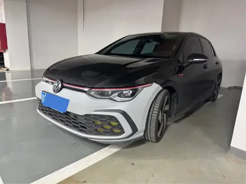 Volkswagen Golf GTI, 2023