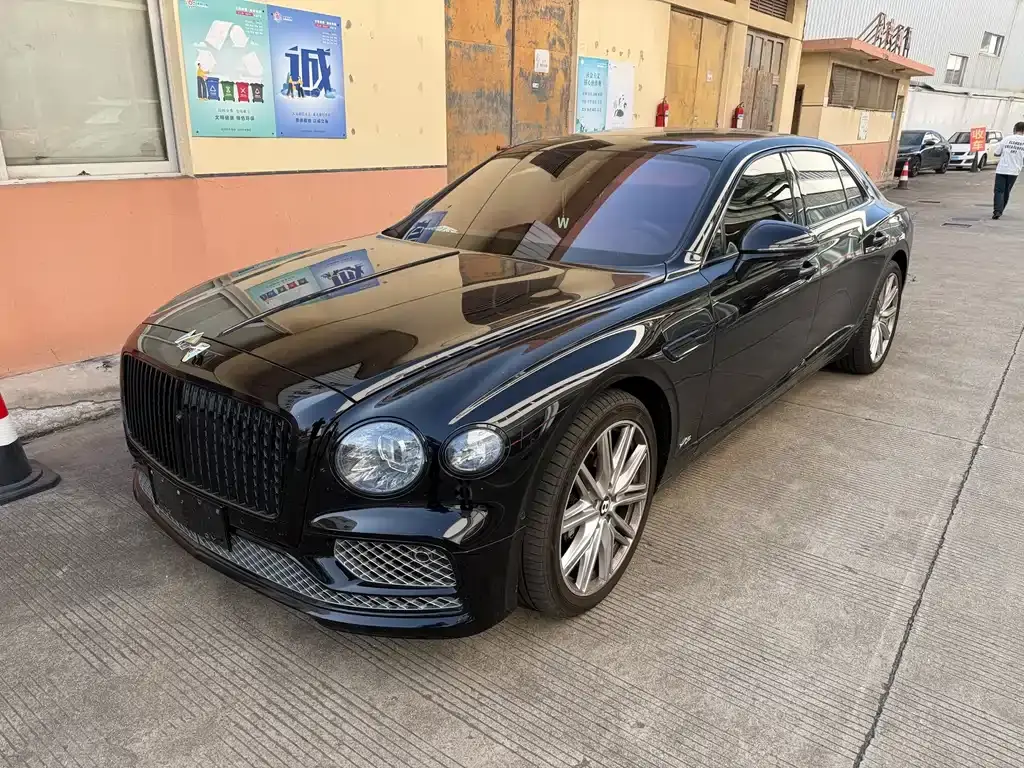 Bentley Flying Spur, 2021