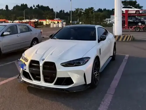BMW 4-Series M, 2022