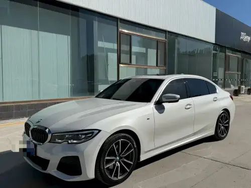 BMW 3-Series, 2021