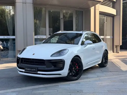 Porsche Macan, 2022