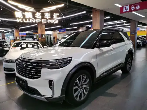 Ford Explorer, 2023
