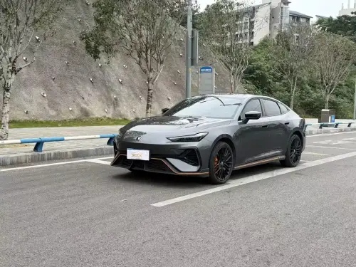 Changan UNI-V, 2025