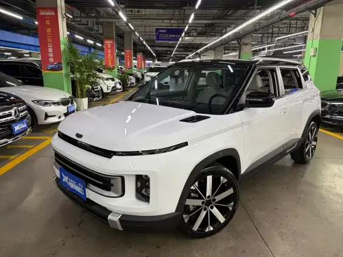 Geely ICON, 2022