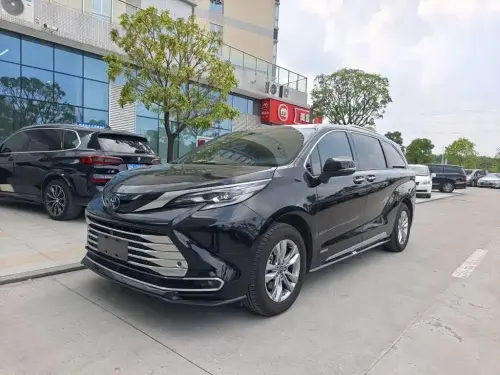 Toyota Sienna, 2022