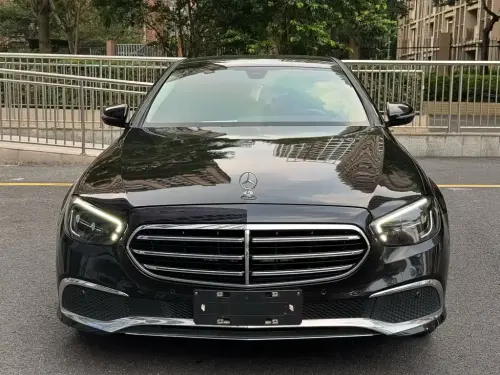 Mercedes-Benz E-Class, 2022