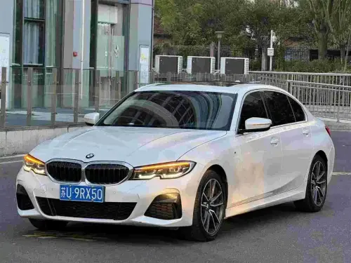 BMW 3-Series, 2021