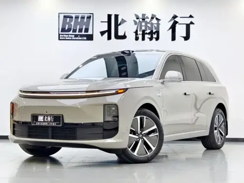 Li Auto L6, 2025
