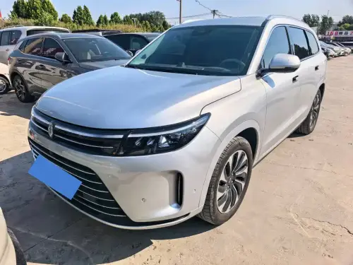 AITO M7, 2023