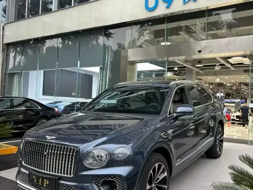 Bentley Bentayga, 2023