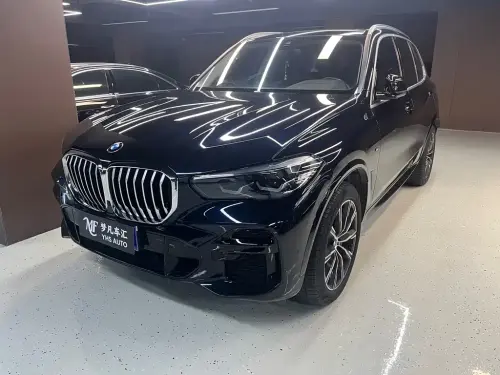 BMW X5, 2022